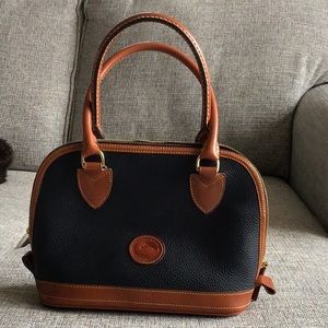 Dooney & Bourke hand bag dark blue